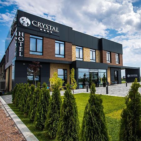 Hotel Crystal Pecinci Luaran gambar